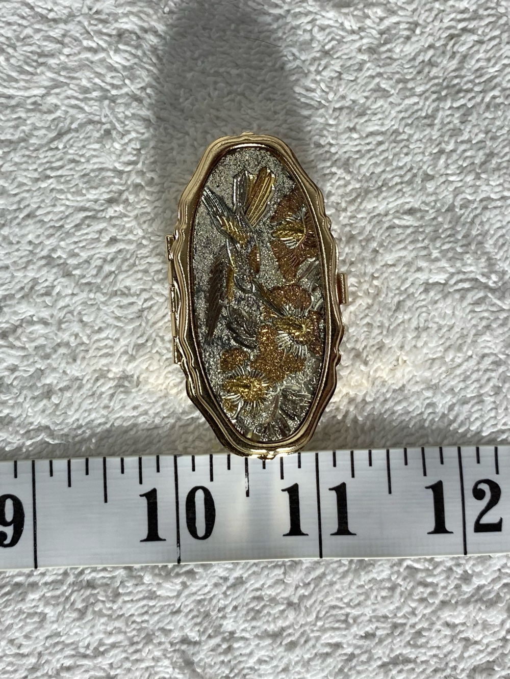 Vintage Gold Tone Hummingbird Floral Compact Sewing Kit Grannycore Art Of Chokin - Picture 15 of 15